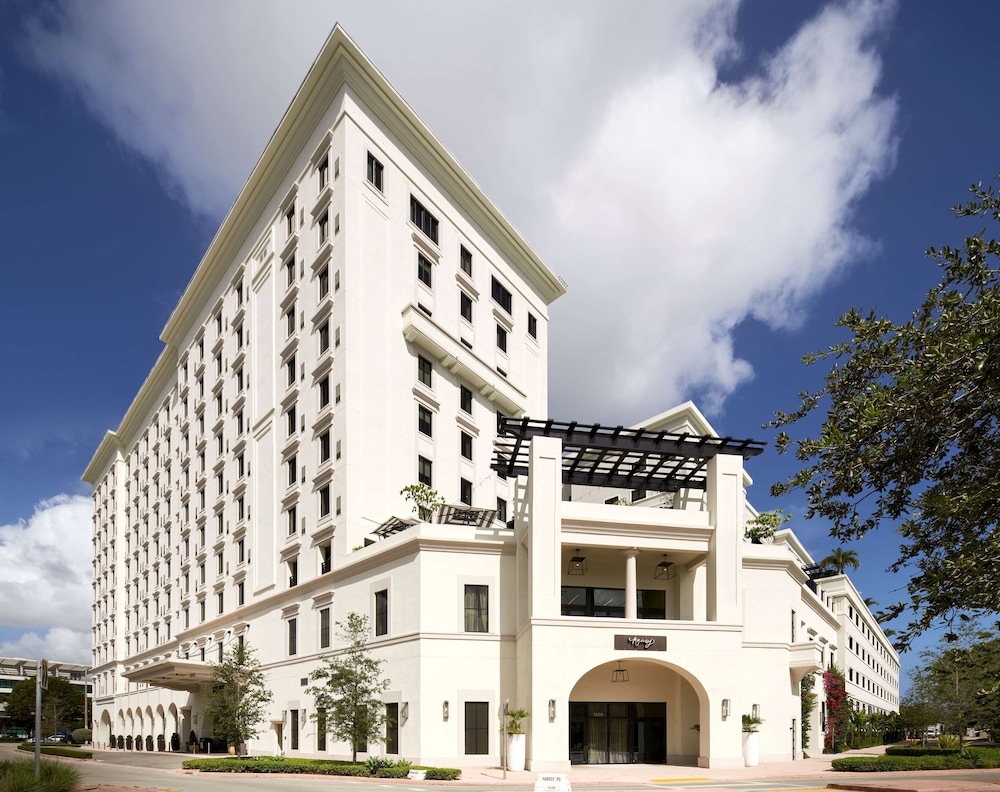 THesis Hotel Miami Coral Gables Curio Collection by Hilton — hotel in Coral Gables