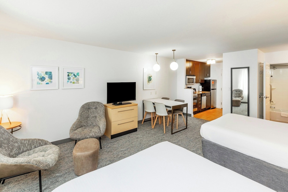 Towneplace Suites by Marriott Broken Arrow - photo 23