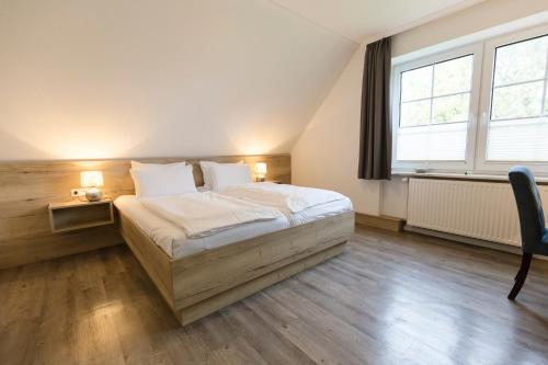 Cuxlandhotel Doppelzimmer 116 in Dorum, Germany