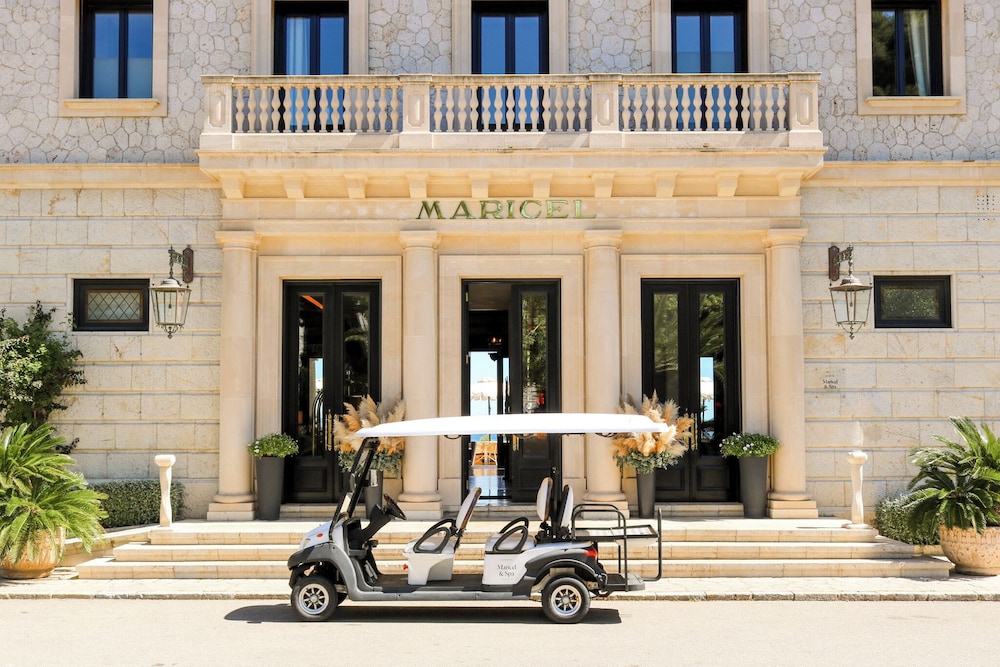 Hospes Maricel Y Spa Palma De Mallorca A Member Of Design Hotels — Calvia