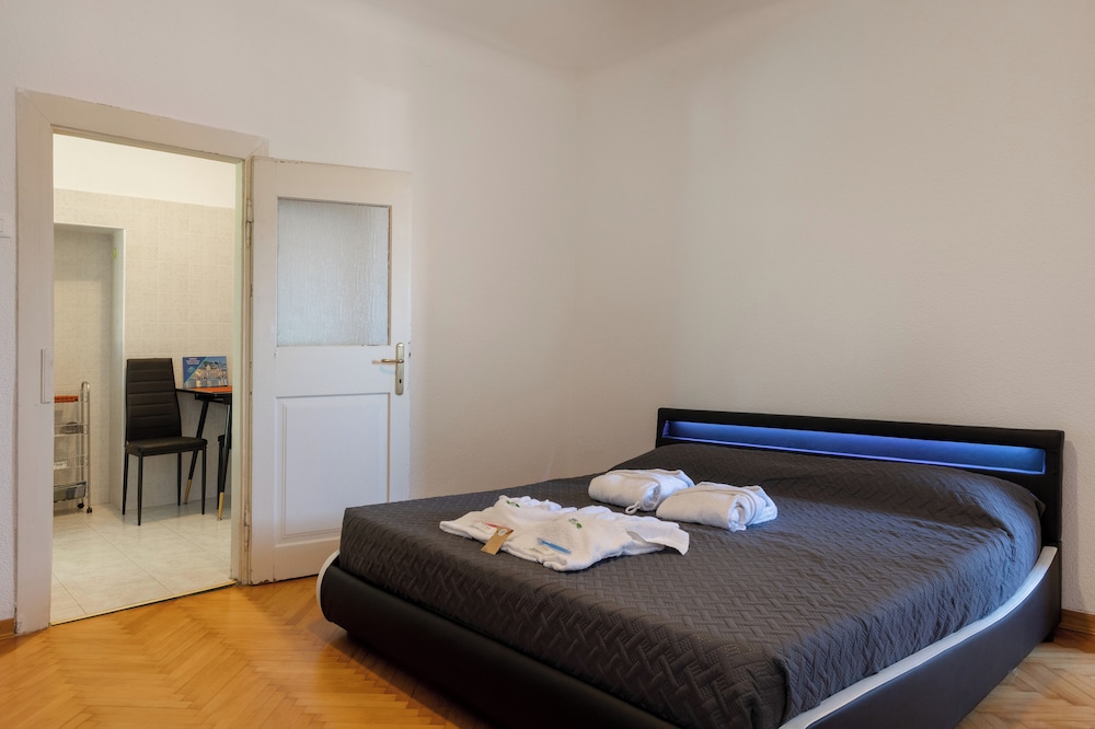 Vista&Capriccio 2 — 4-Star Luxury Hotel in Trieste, Italy