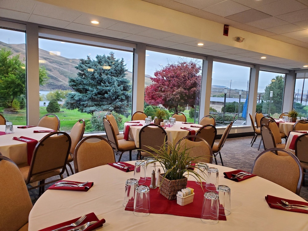 Holiday Inn Clarkston Lewiston by IHG - photo 60