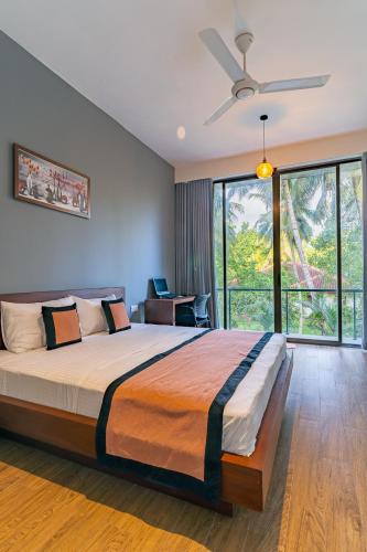 Golden Sands Residence Unawatuna 1 and 2 bedrooms apartments — 4-Star Luxury Hotel in Unawatuna, Sri Lanka
