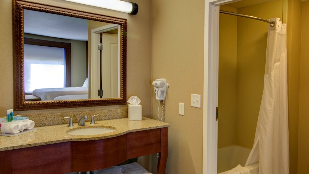 Holiday Inn Express & Suites Sioux City Southern Hills by IHG - photo 44