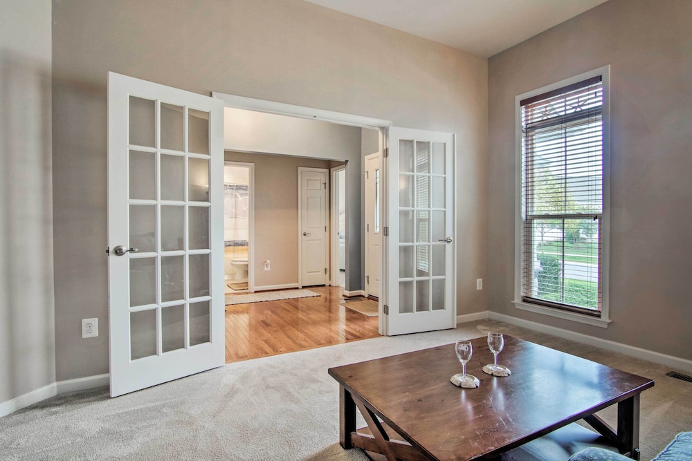 Great for Groups: Bayside Resort Home w Patio - photo 4