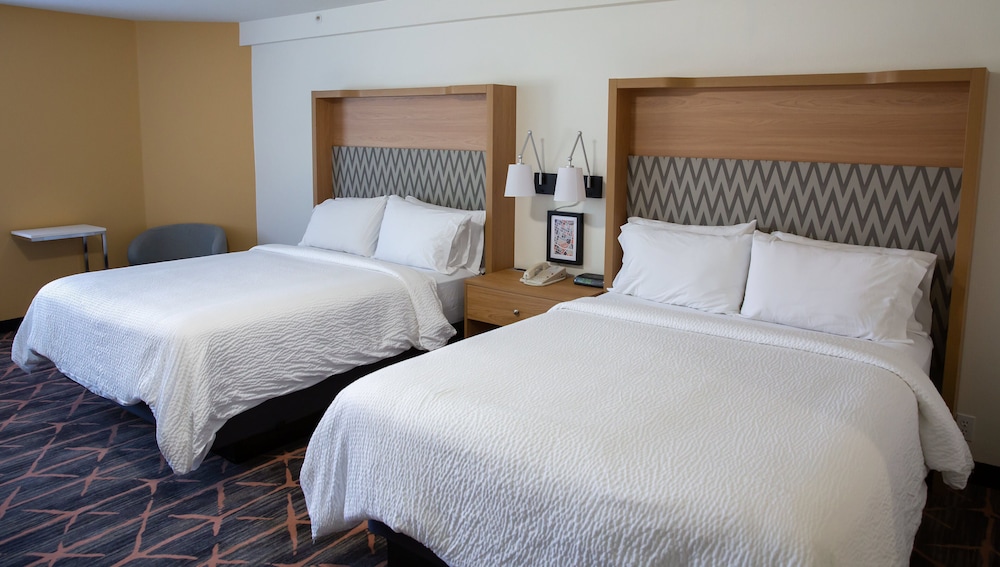 Holiday Inn Redding by IHG - photo 9