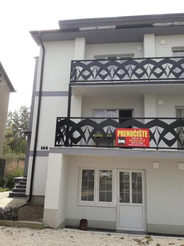 Hedonist in Stara Pazova, Serbia