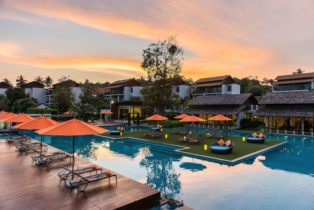 Baywater Resort Samui — 4-Star Luxury Hotel in Koh Samui, Thailand