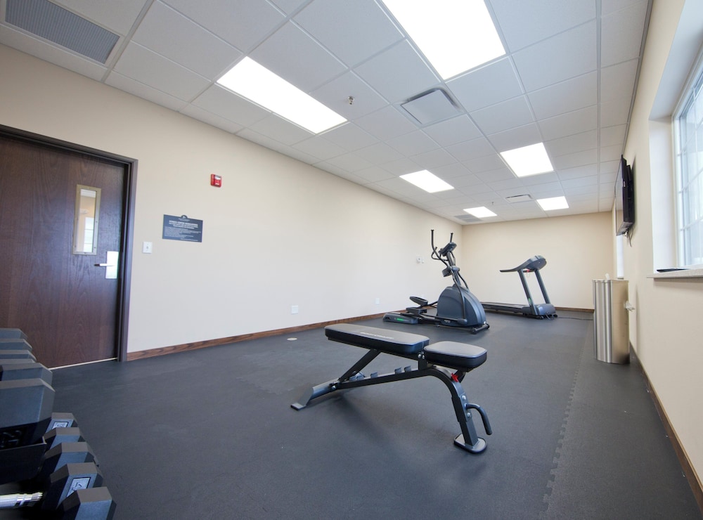 Cobblestone Inn & Suites Boone - photo 37