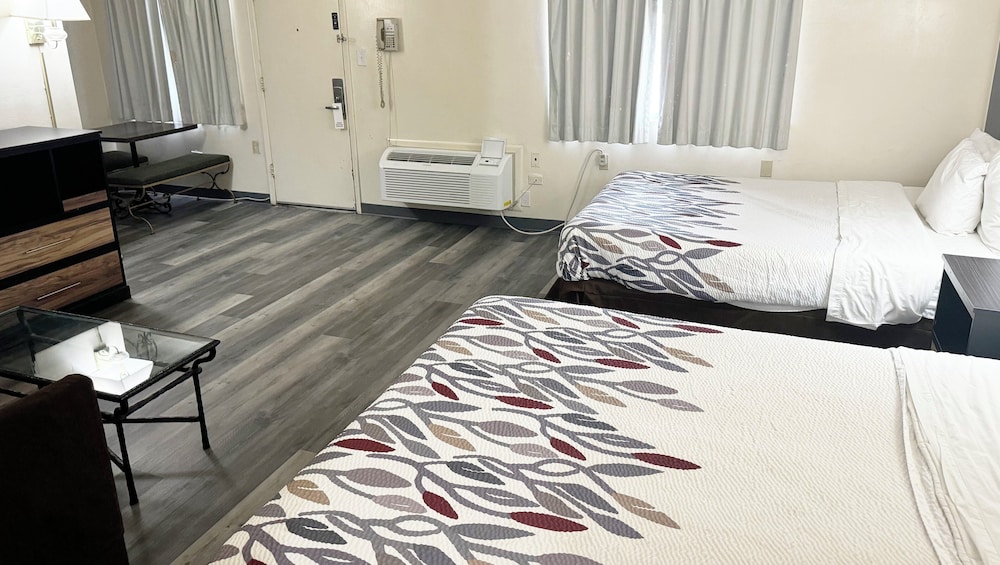 Magnuson Hotel Sierra Vista - photo 18