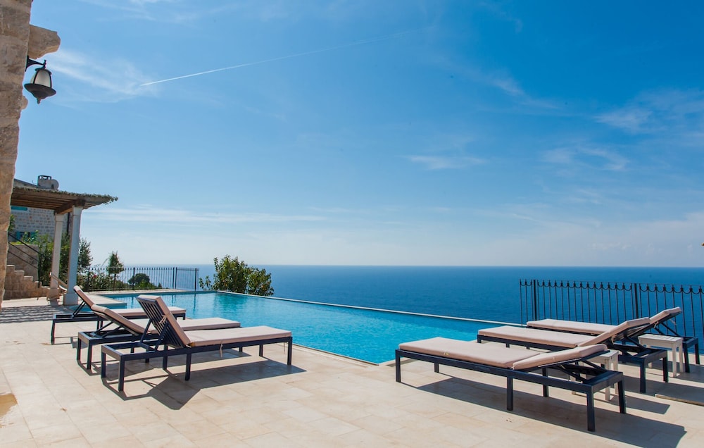 Olive Resort — hotel in Petrovac Na Moru