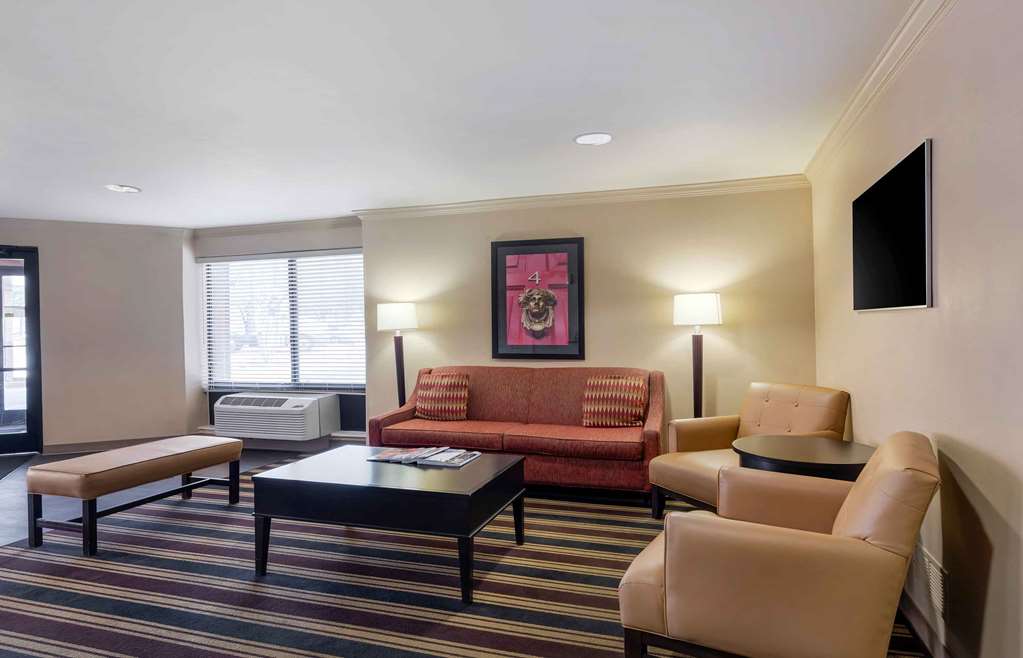 Extended Stay America Select Suites Dallas Farmers Branch - photo 4