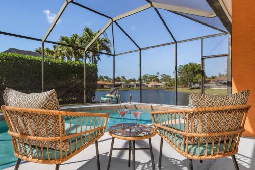 Lakeview Villa lovely pool home in gated community — 4-Star Luxury Hotel in Naples, United States