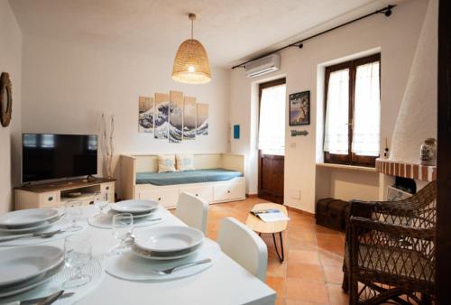 Trilocale Lu Gialdinu — 4-Star Luxury Hotel in Santa Teresa Gallura, Italy