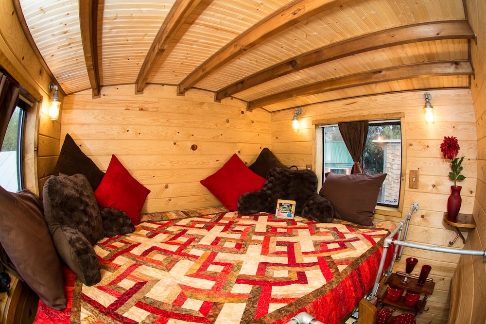 Caravan The Tiny House Hotel - photo 10