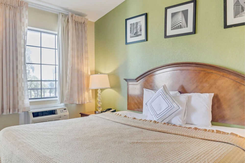 Travelodge by Wyndham Savannah Midtown - photo 5