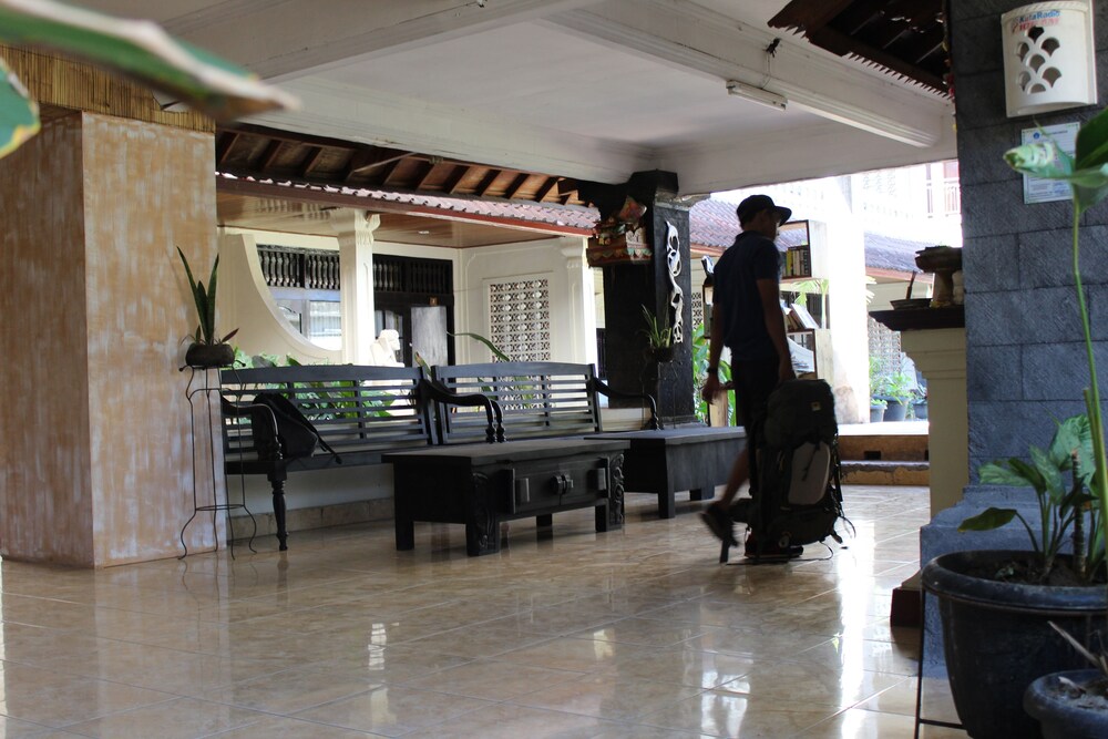 Ayu Beach Inn — Kuta — photo 3