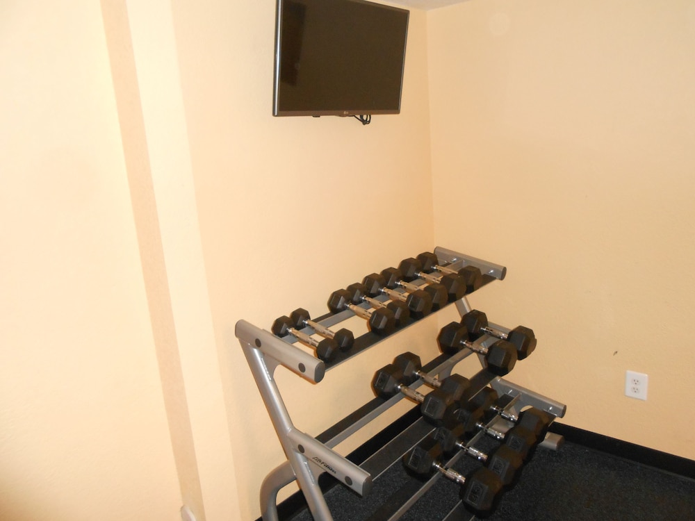 Holiday Inn Express & Suites Phoenix Mesa West by IHG - photo 18
