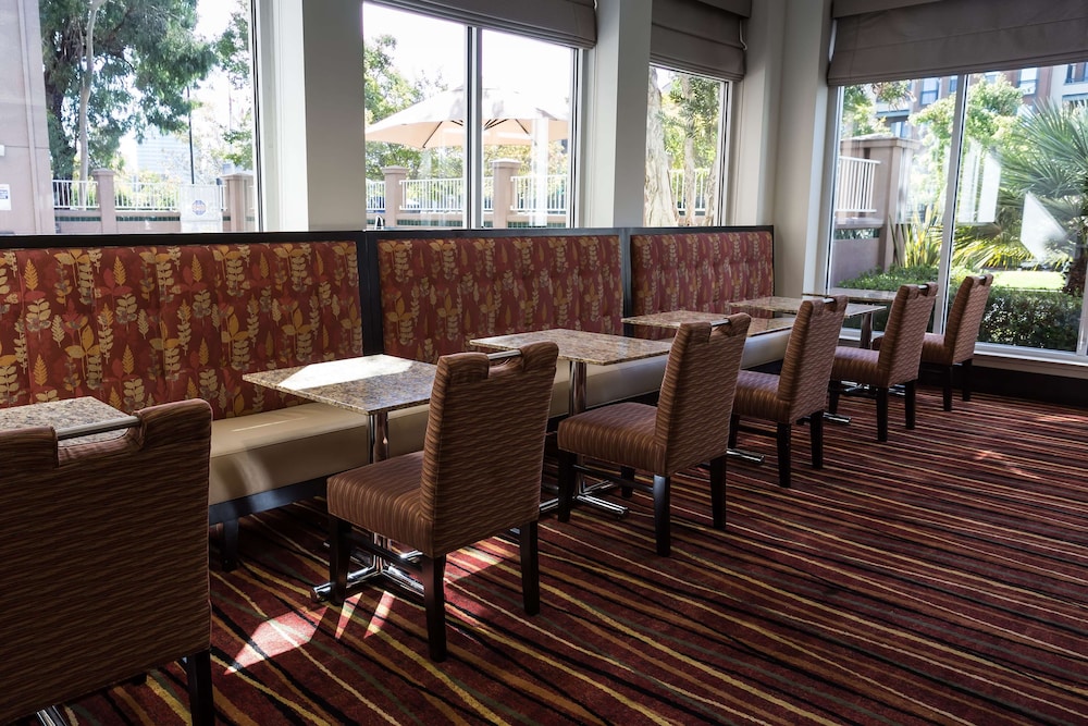 Hilton Garden Inn San Mateo - photo 36