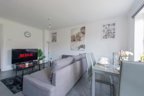 Stylish 2 Bed House near O2 Arena Excel & City Airport — 4-Star Luxury Hotel in London, United Kingdom