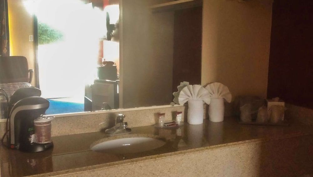 Classic Inn Early - photo 6