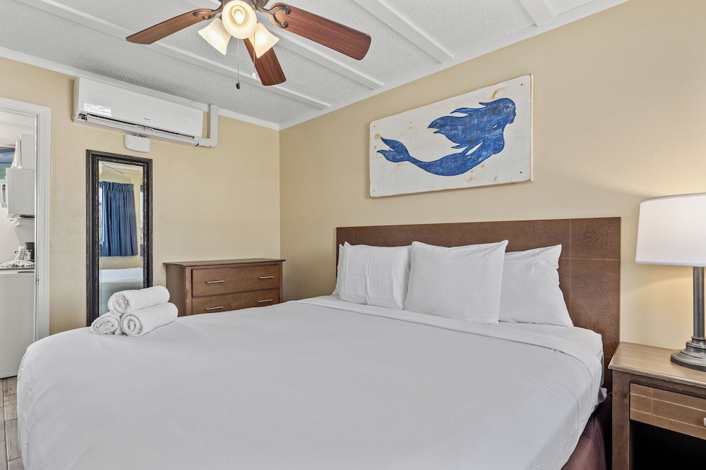 Sandpiper Beacon Beach Resort - photo 87