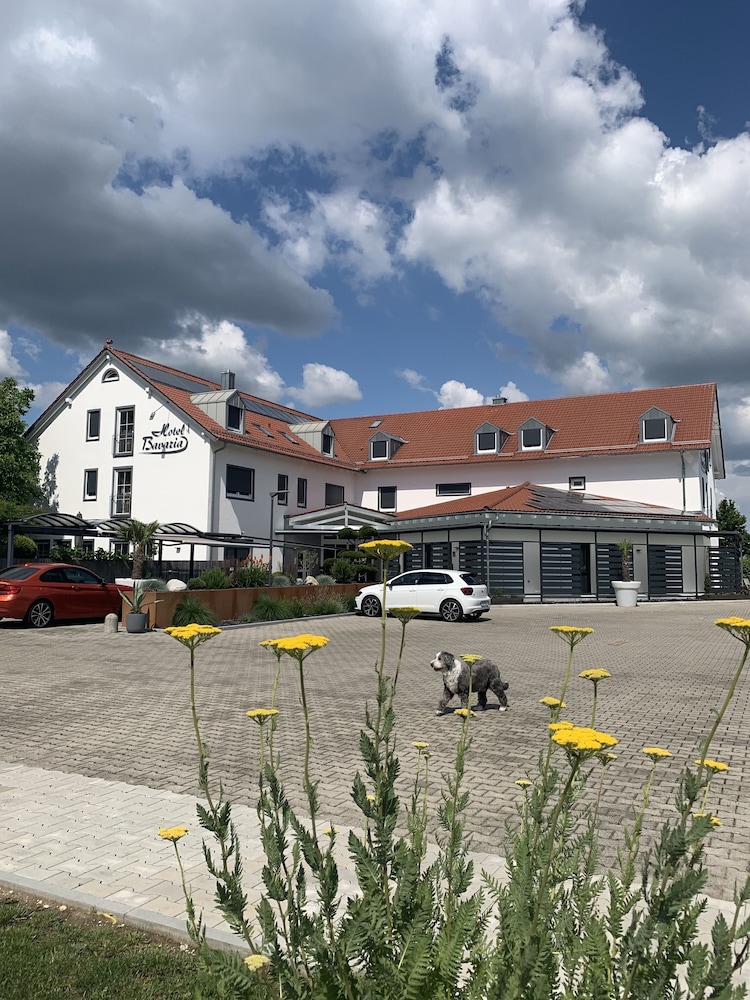 Hotel Bavaria Garni - carbon neutral hotel in Dingolfing