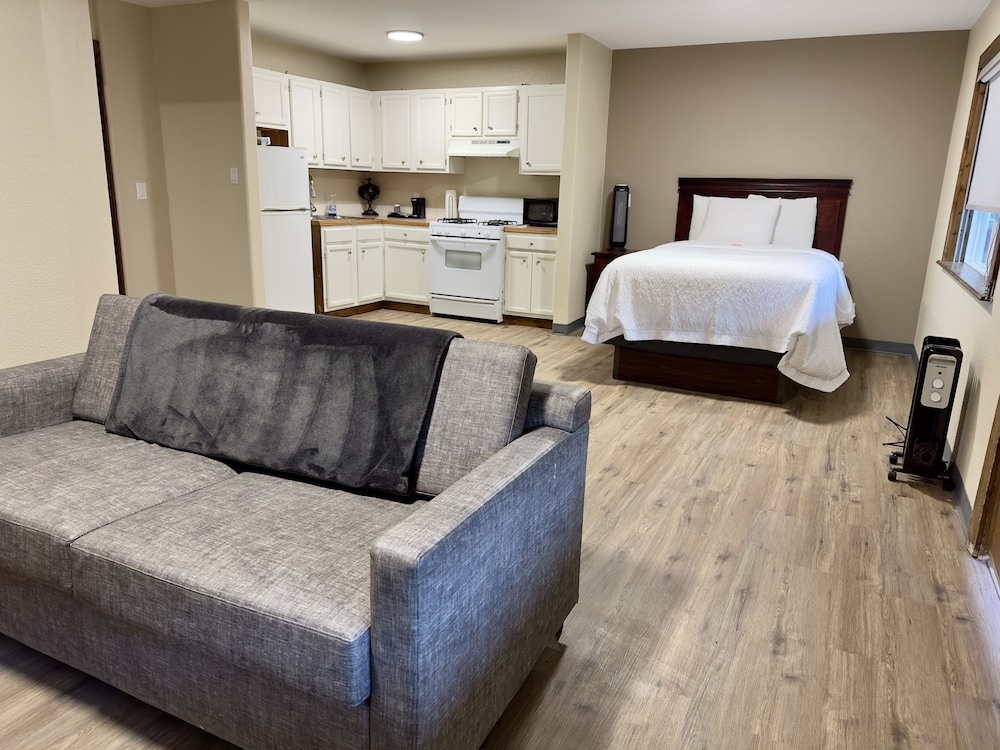 Wapiti Self Service Lodge - photo 2