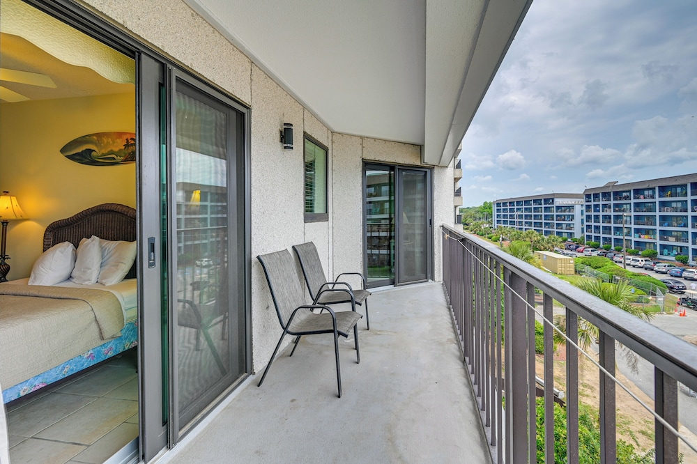 Beachfront Condo w Pool at Myrtle Beach Resort - photo 14