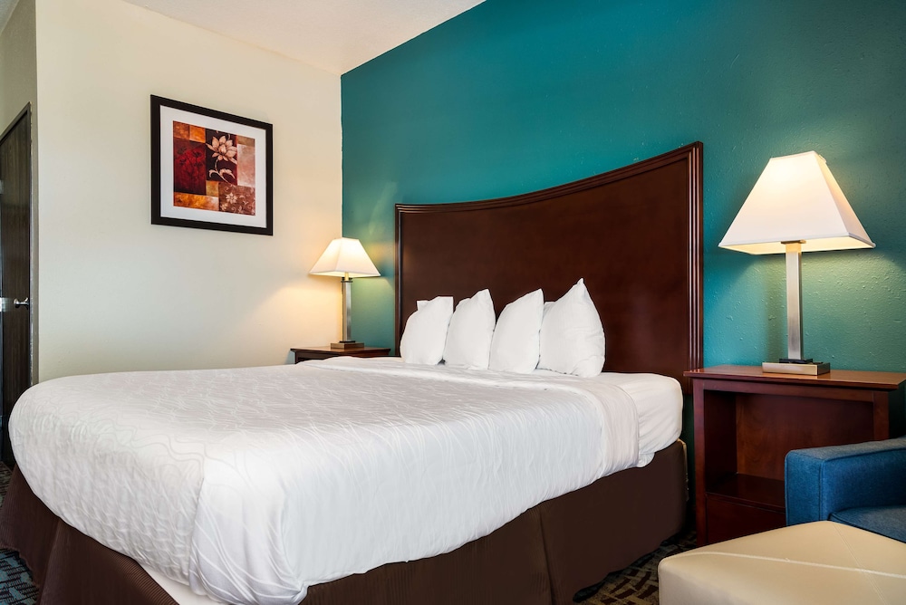 SureStay Plus Hotel by Best Western Topeka Northwest - photo 23