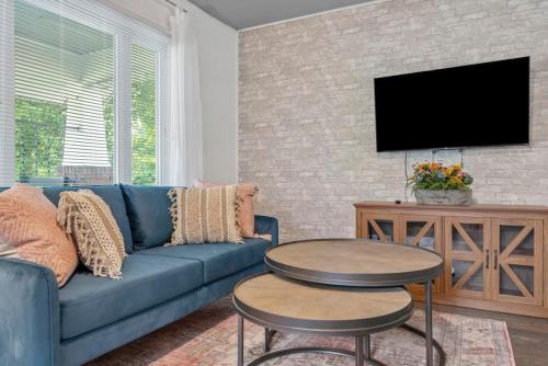BRAND NEW Private Parking Stylish 3bedroom house — 4-Star Luxury Hotel in Pittsburgh, United States