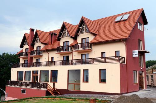 Poiana Mărului — 4-Star Luxury Hotel in Poiana Marului, Romania