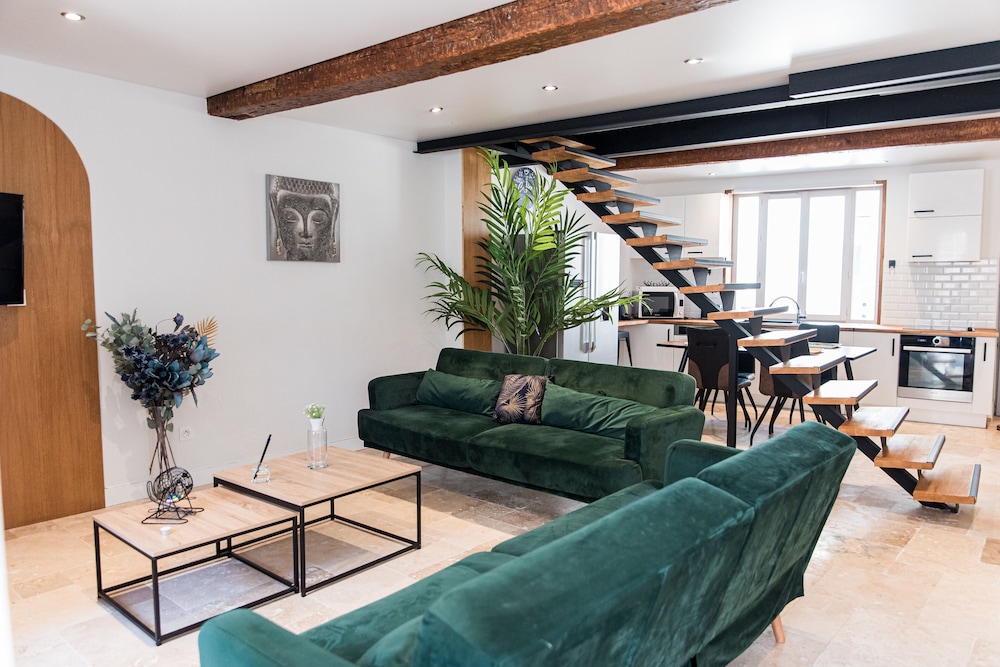 Albuquerque Christophe Et Charlotte in Carcassonne, France