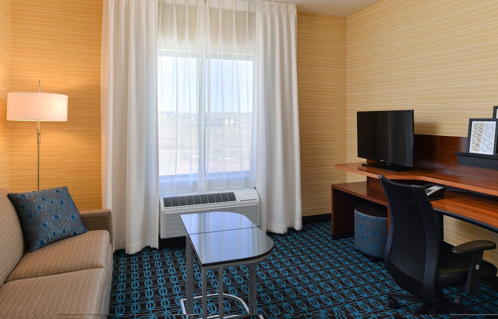 Fairfield Inn & Suites Gallup - photo 16