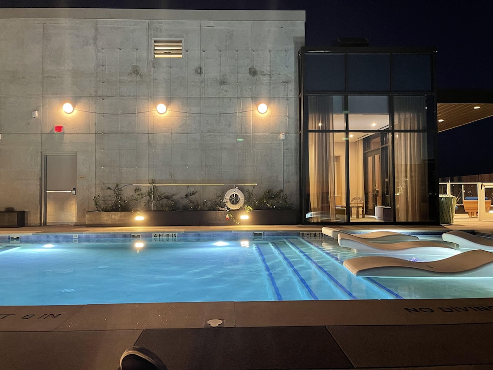 Austin Condo Hotel - photo 816