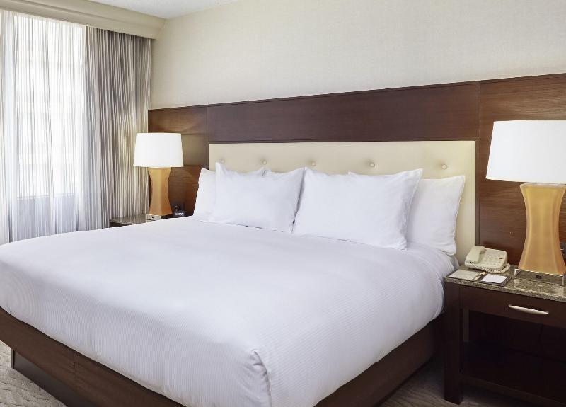 DoubleTree by Hilton Washington DC Crystal City - photo 72