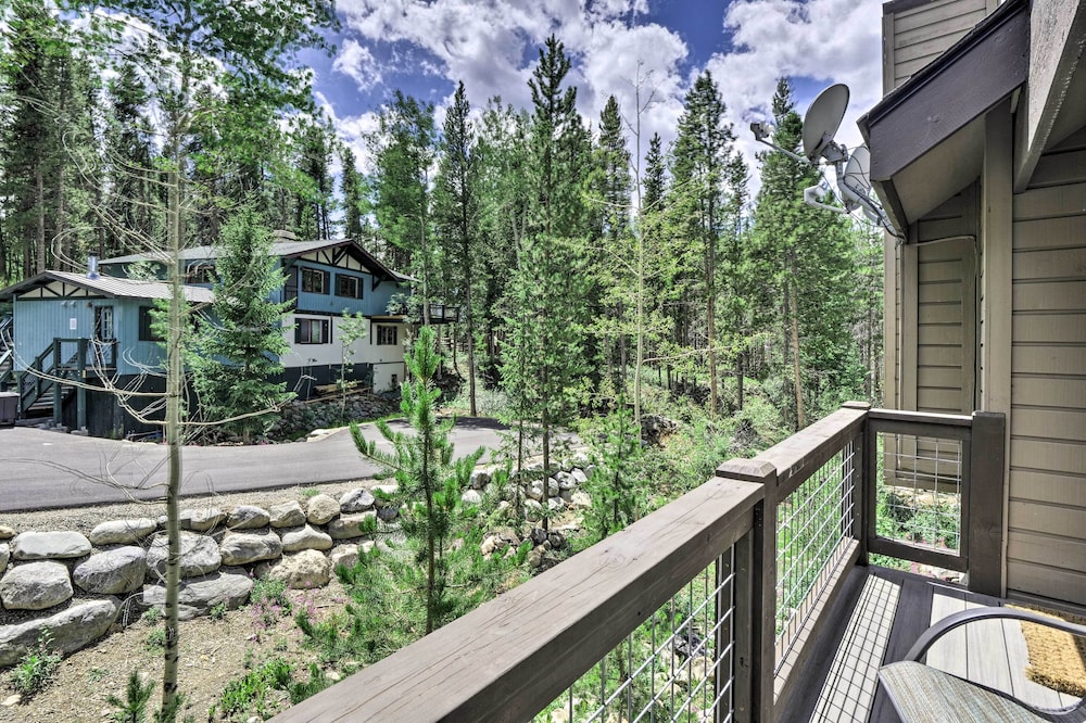 Upscale Home with Hot Tub 3 Mi to Breck Ski Resort - photo 13
