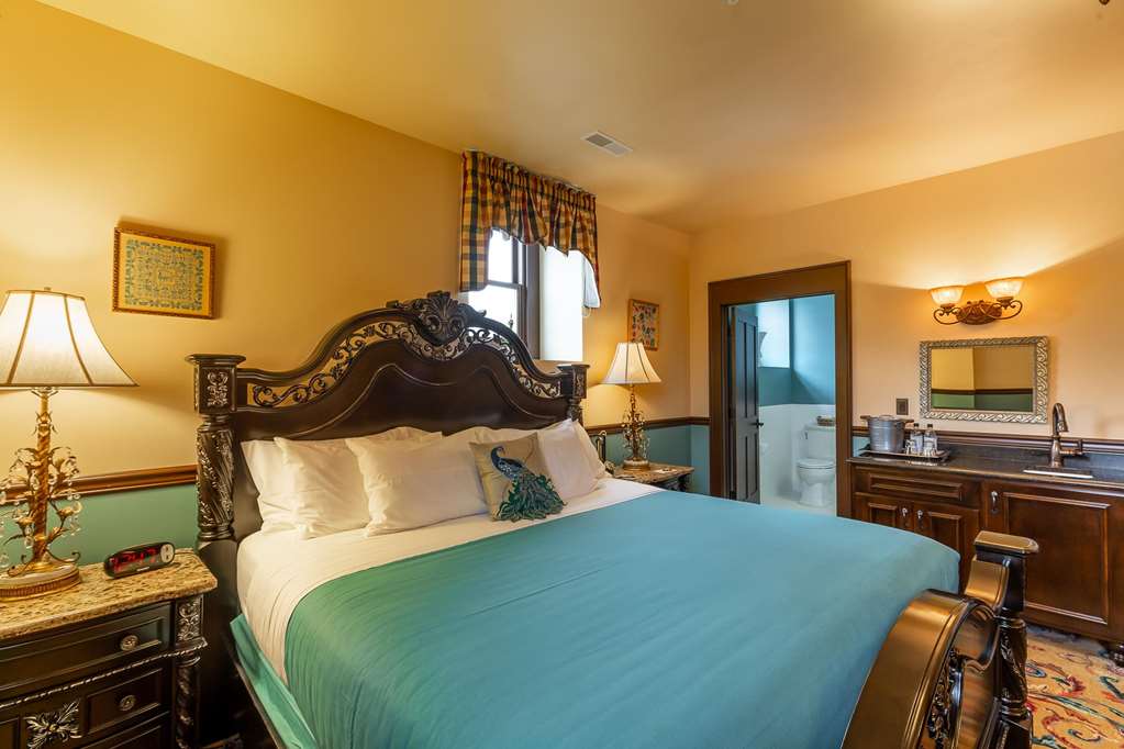 Steele Mansion - photo 23