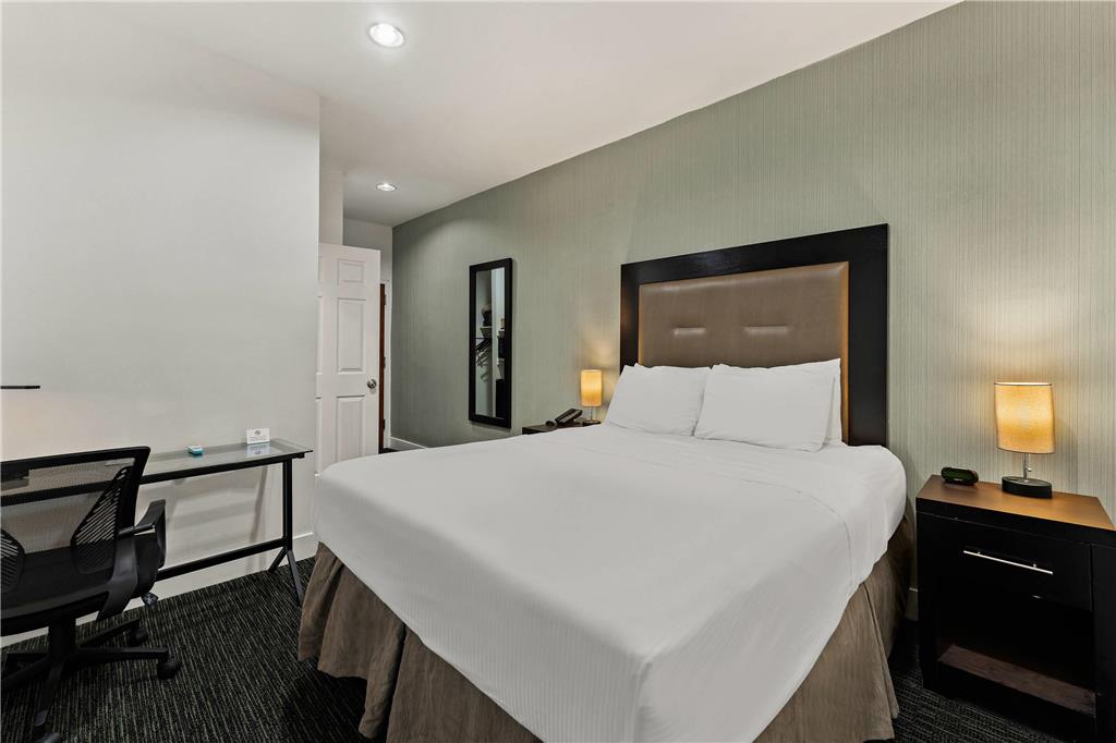 Quality Inn Philadelphia Center City - photo 18