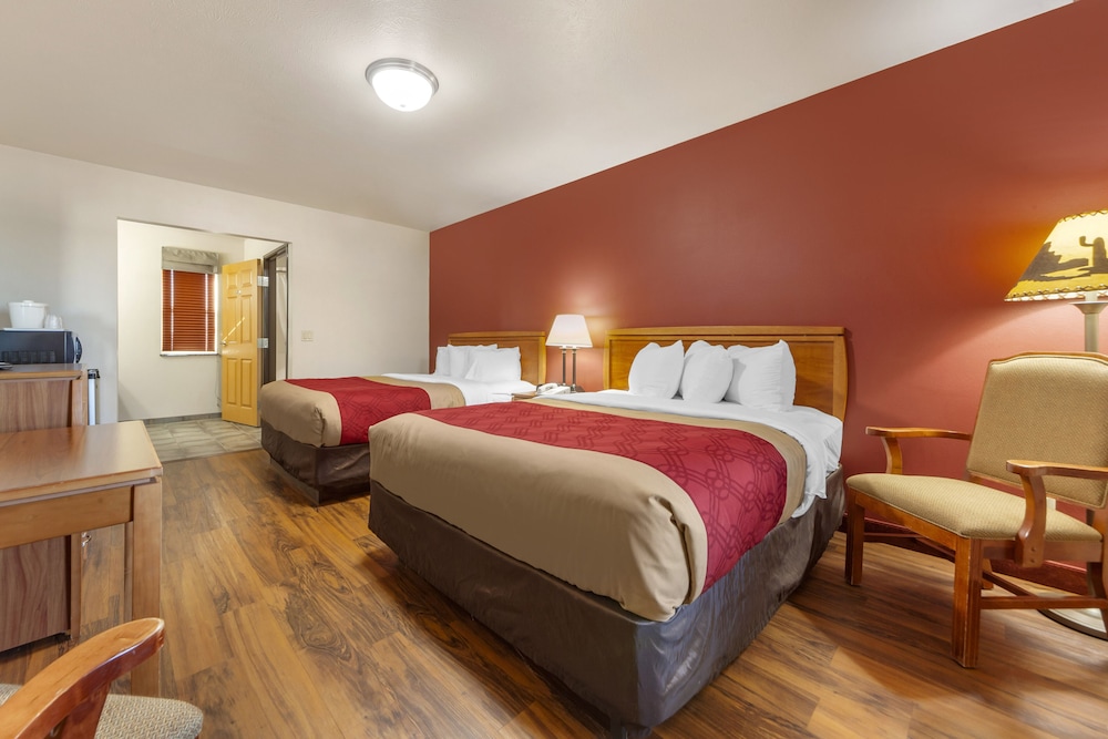 Harmony Inn & Suites - photo 6