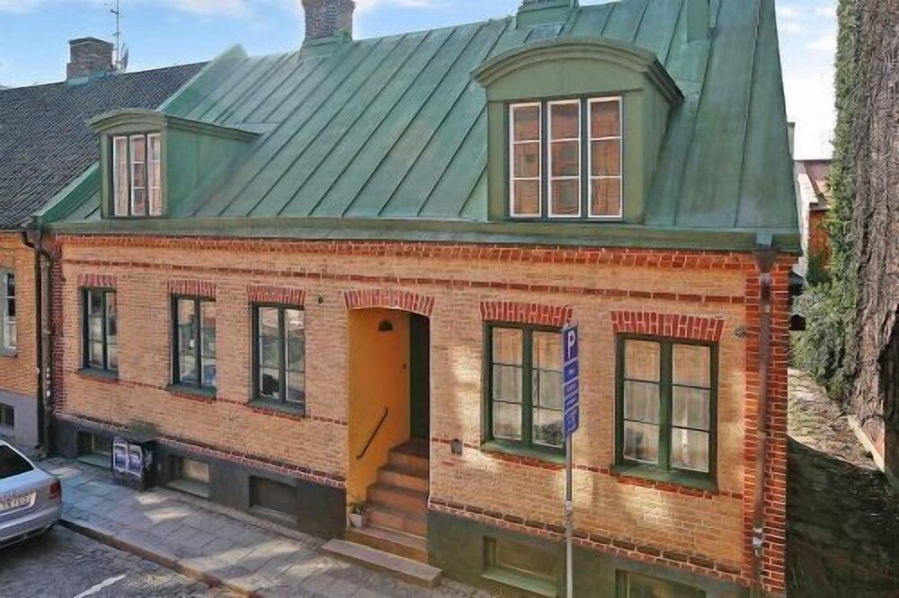 Magles Smiley Inn 4763000 — Lund