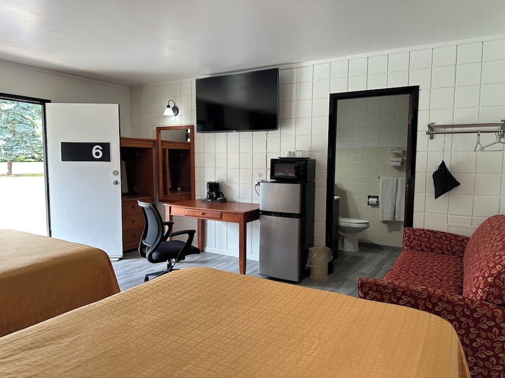 Skyview Motel - photo 18