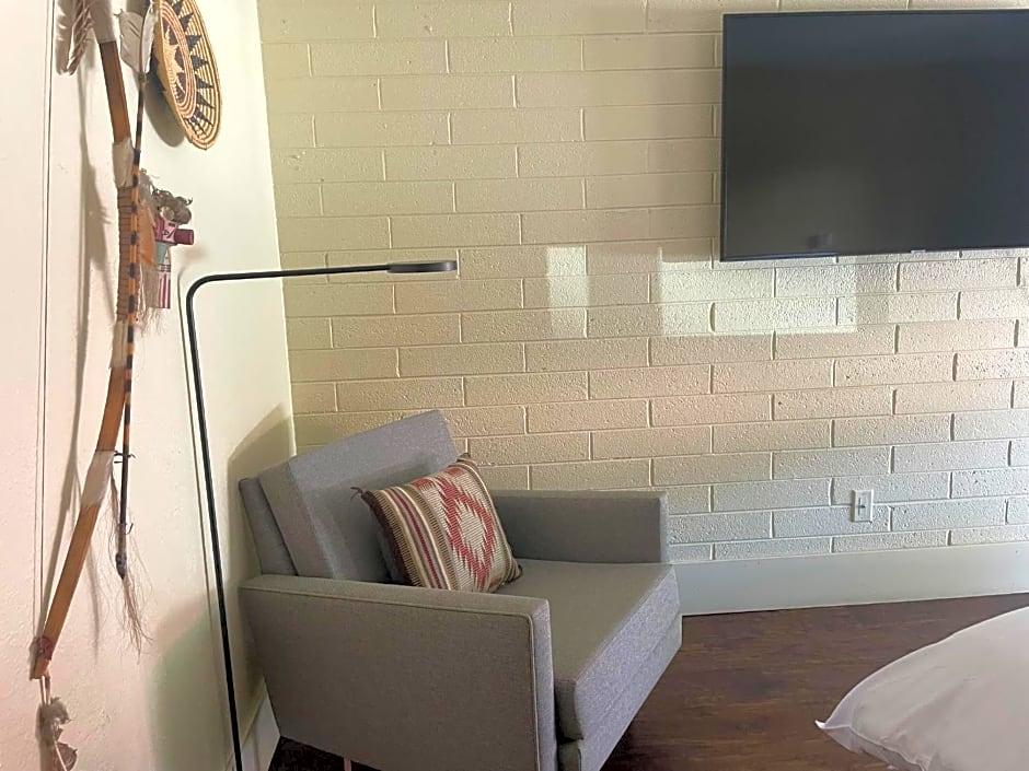 Sedona Uptown Suites - photo 33