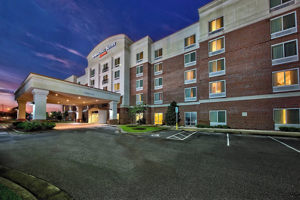 Springhill Suites by Marriott New Bern - photo 27