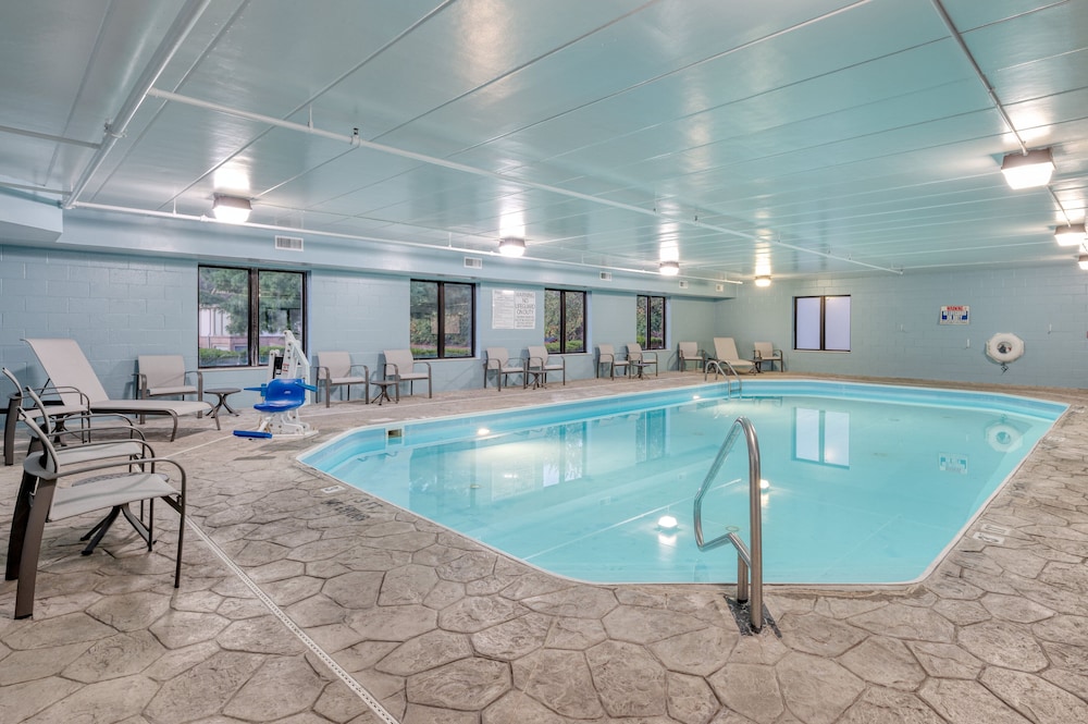 Holiday Inn Express & Suites Gahanna Columbus Airport by IHG - photo 21