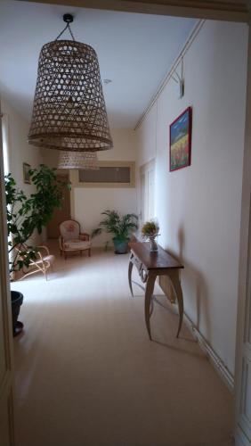 Hôtel de Paris — hotel in Lesparre-Medoc