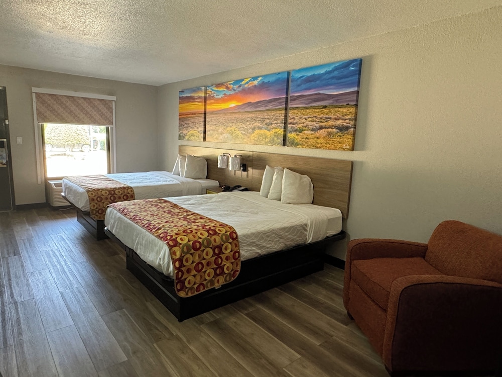 Days Inn by Wyndham Longview South - photo 11