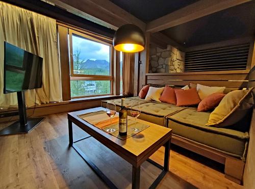 Apartman Mary Lou Hotel Ovruc — Vysoke Tatry