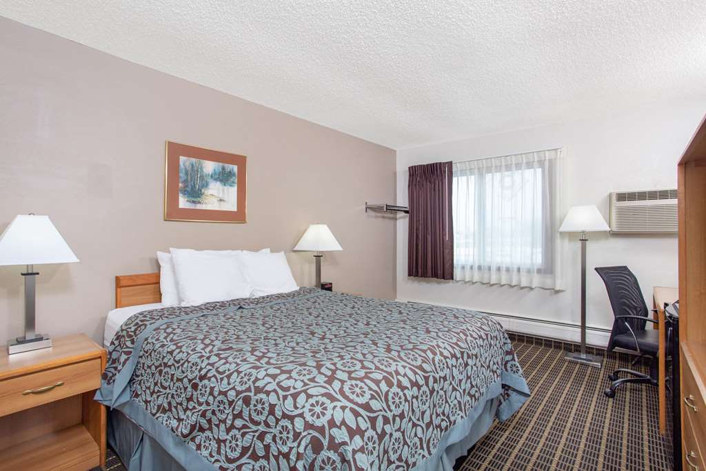 Days Inn by Wyndham Fond du Lac - photo 10