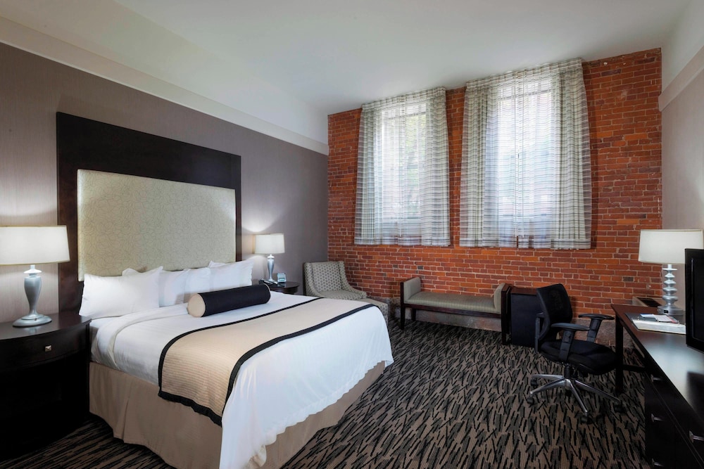 Fairfield Inn & Suites by Marriott Keene Downtown - photo 8